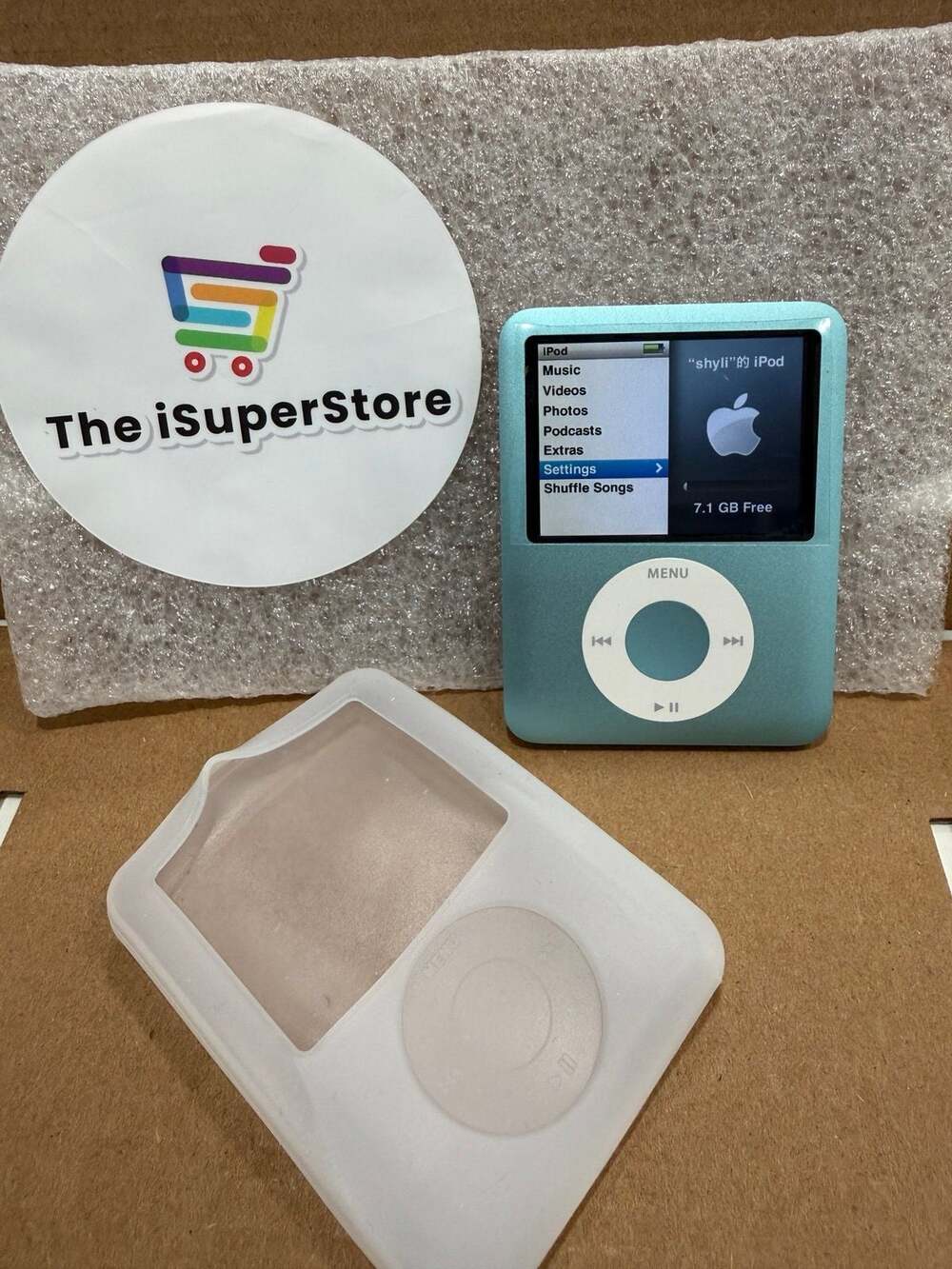 Apple iPod Nano 3rd Generation 8GB Blue – Refurbished Like New + Warranty - Picture 4 of 8